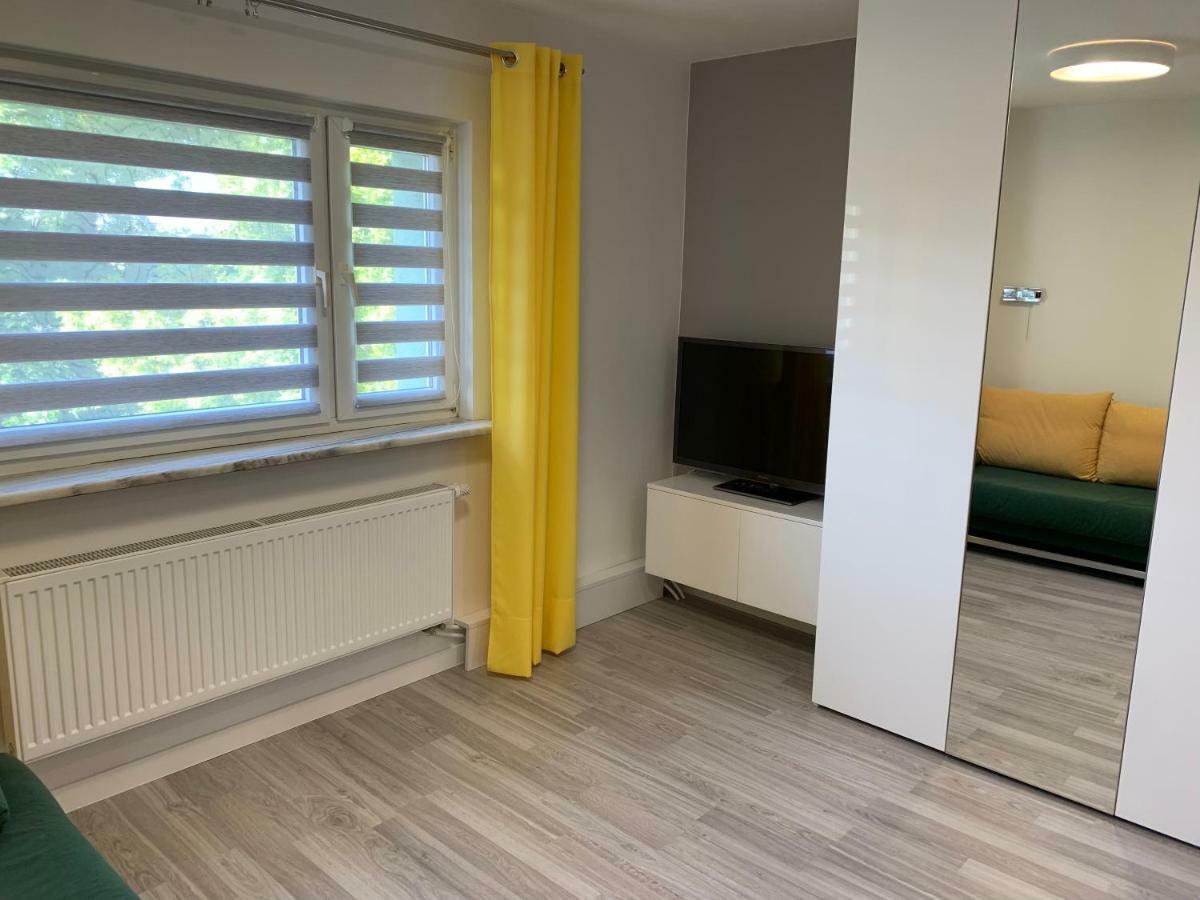 Comfortable Studio Only 20 Minutes From International Conference Center Katowice Best Place For Wuf2022 Eec Tnf Off Etc Siemianowice Śląskie Kültér fotó